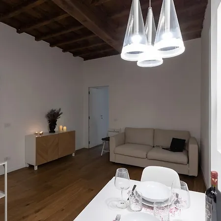 Alighieri's Suite-hosted By Sweetstay * Florens