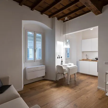 Alighieri's Suite-hosted By Sweetstay Florens